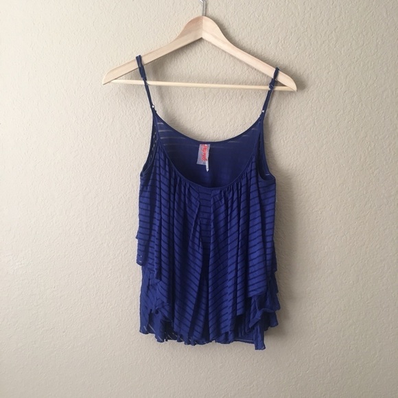 Free People front Ruffled strappy tank - Picture 1 of 5